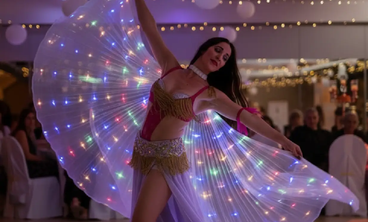 Bauchtanzshow mit LED-Isiswings