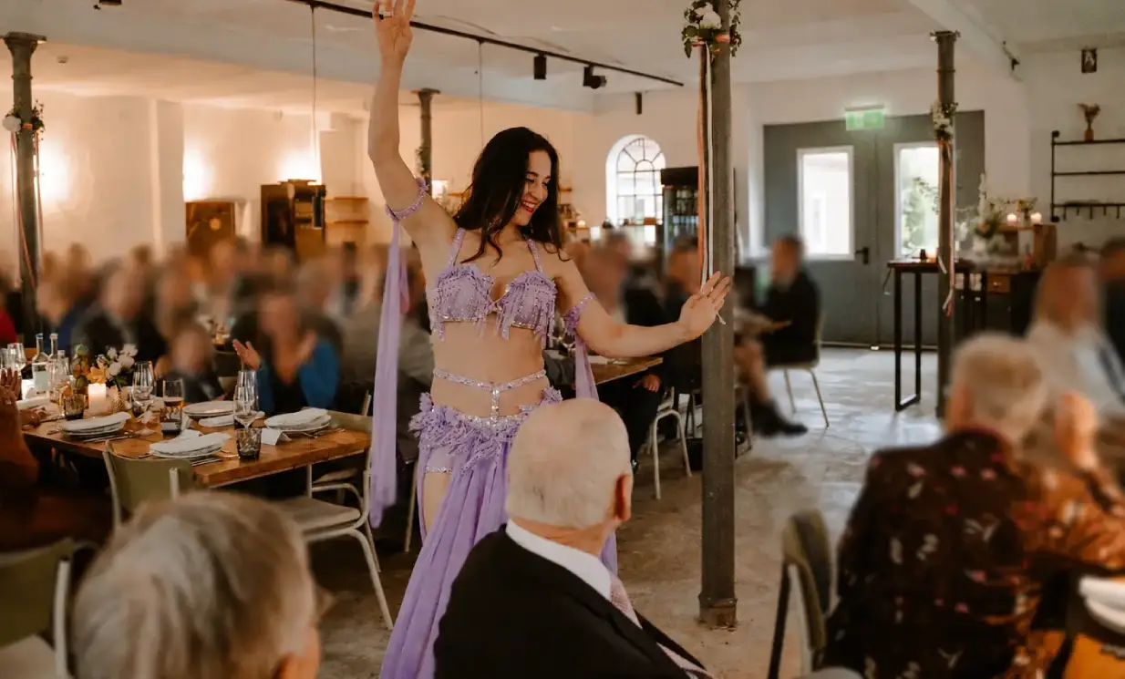 Bauchtanzshow bei einer Hochzeit